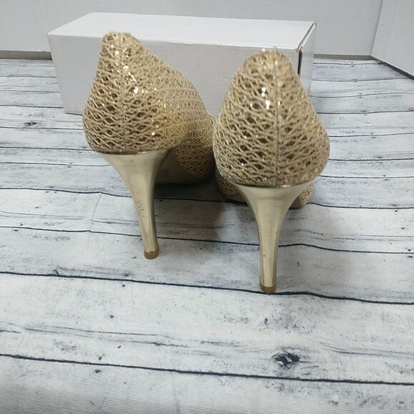Audrey Brooke Women's Gold Pumps Shoes Heels - Open Toe - Size 8.5M - Picture 7 of 11
